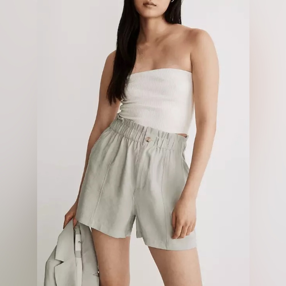 Madewell Seamed Pull-On Paperbag Shorts in Softdrape Sage Mist Size L